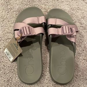 Brand new Chaco women’s Chillos slide size 8